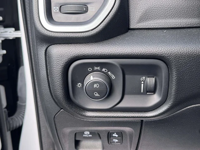 SEMINUEVOS RAM 1500 a Estados en autogozo