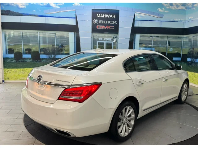 SEMINUEVOS BUICK Lacrosse a Estados en autogozo