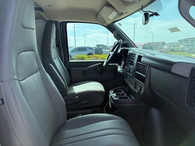 Nuevos CHEVROLET EXPRESS CARGO à Estados chez autogozo