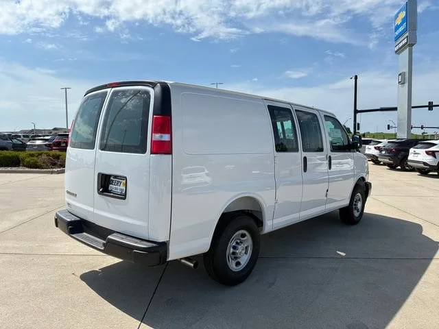 Nuevos CHEVROLET EXPRESS CARGO à Estados chez autogozo