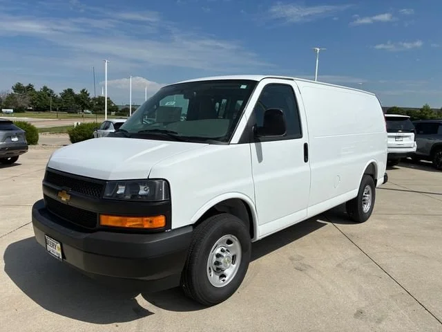 Nuevos CHEVROLET EXPRESS CARGO à Estados chez autogozo