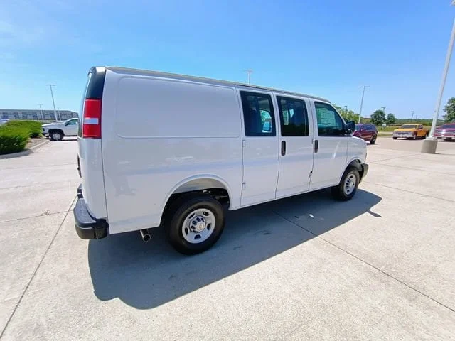 Nuevos CHEVROLET EXPRESS CARGO à Estados chez autogozo