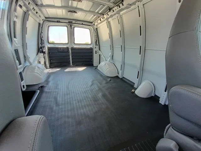 Nuevos CHEVROLET EXPRESS CARGO à Estados chez autogozo