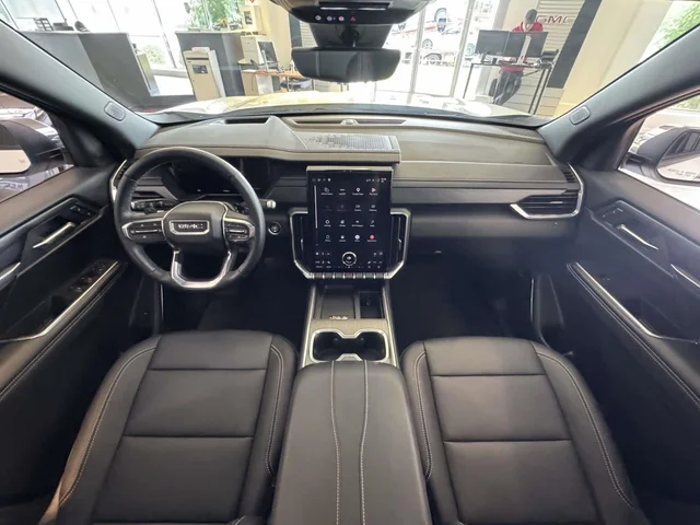 Nuevos GMC ACADIA à Estados chez autogozo