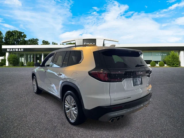 Nuevos GMC ACADIA à Estados chez autogozo