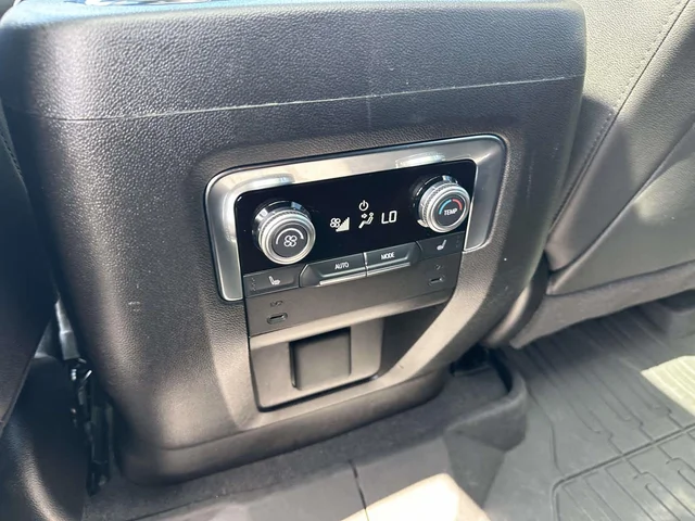 SEMINUEVOS GMC Yukon a Estados en autogozo