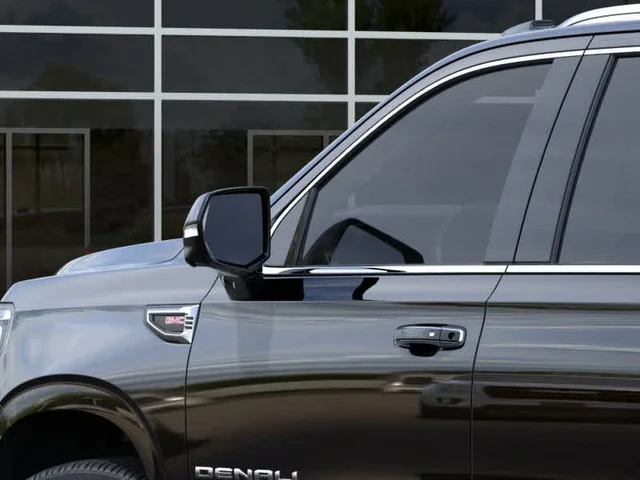 Nuevos GMC YUKON XL à Estados chez autogozo