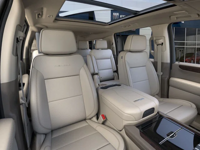 Nuevos GMC YUKON XL à Estados chez autogozo