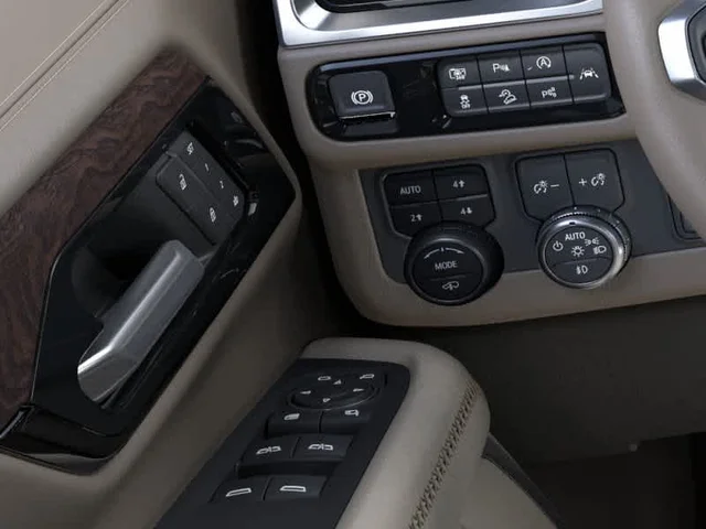 Nuevos GMC YUKON XL à Estados chez autogozo