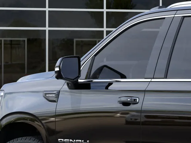 Nuevos GMC YUKON XL à Estados chez autogozo