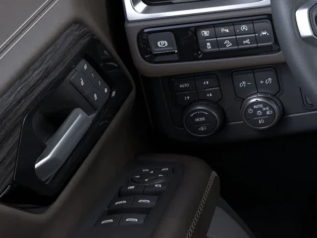 Nuevos GMC YUKON XL à Estados chez autogozo