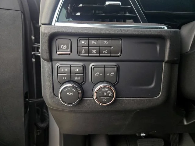 Nuevos CHEVROLET SUBURBAN à Estados chez autogozo