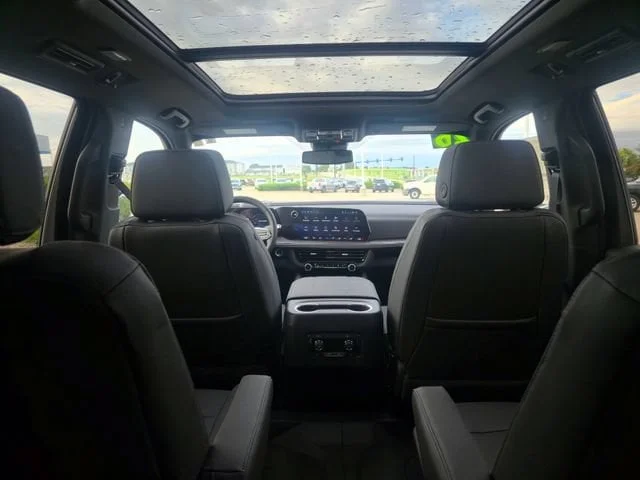 Nuevos CHEVROLET SUBURBAN à Estados chez autogozo