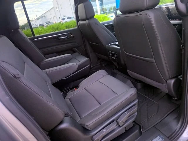 Nuevos CHEVROLET SUBURBAN à Estados chez autogozo