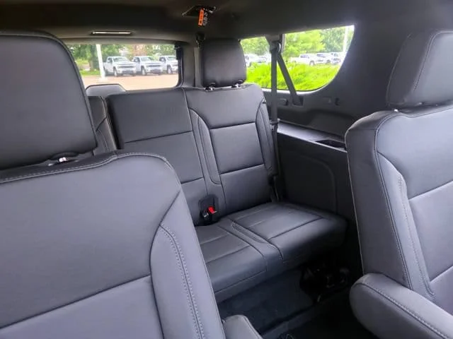 Nuevos CHEVROLET SUBURBAN à Estados chez autogozo