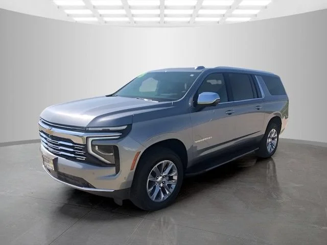 Nuevos CHEVROLET SUBURBAN à Estados chez autogozo