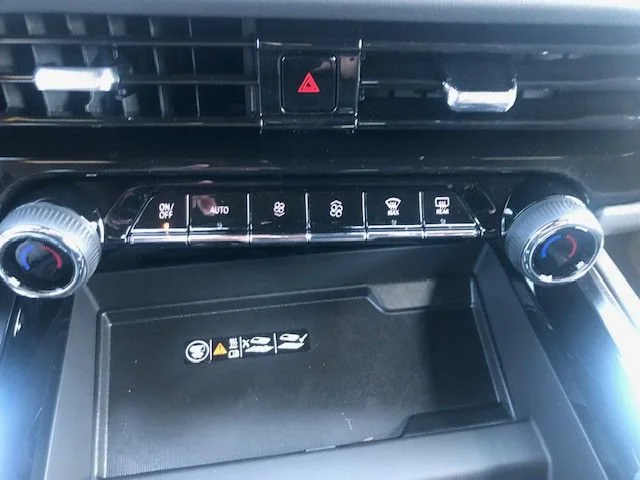 Nuevos CHEVROLET SUBURBAN à Estados chez autogozo