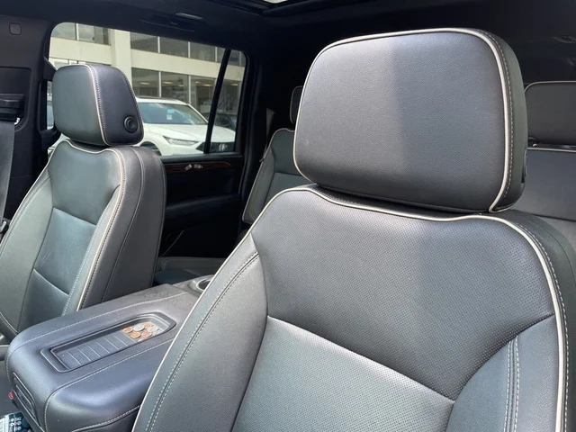 SEMINUEVOS CHEVROLET Suburban at Reading  in Piazza Honda of Reading