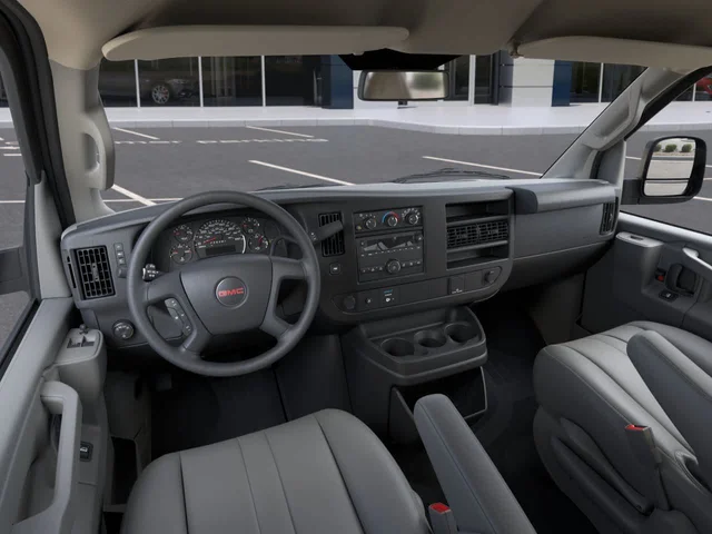 Nuevos GMC SAVANA CARGO à Estados chez autogozo