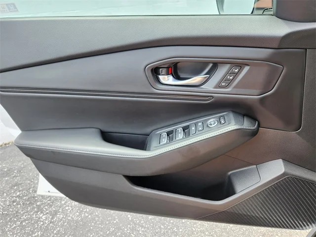 SEMINUEVOS Honda Accord Hybrid at  Reading in Piazza Acura of Reading