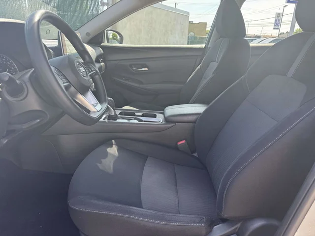 SEMINUEVOS NISSAN Sentra a Estados en autogozo