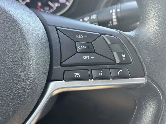 SEMINUEVOS NISSAN Sentra a Estados en autogozo