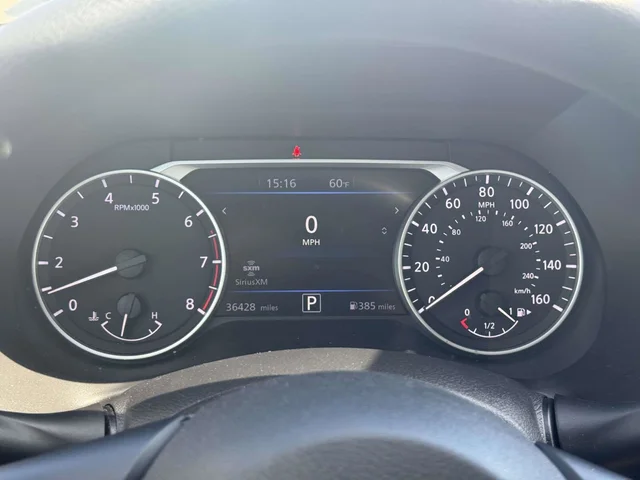 SEMINUEVOS NISSAN Sentra a Estados en autogozo