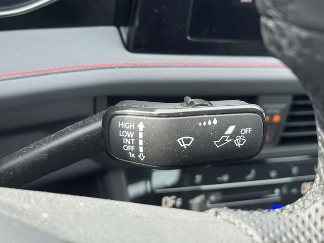 SEMINUEVOS VOLKSWAGEN Jetta GLI a Estados en autogozo