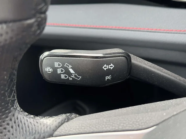 SEMINUEVOS VOLKSWAGEN Jetta GLI a Estados en autogozo
