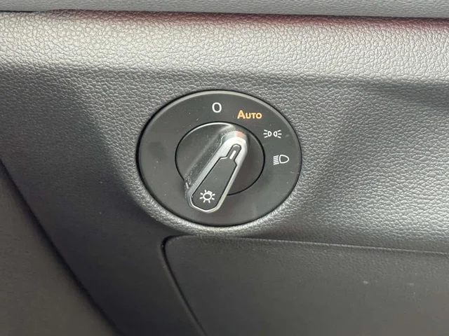 SEMINUEVOS VOLKSWAGEN Jetta GLI a Estados en autogozo