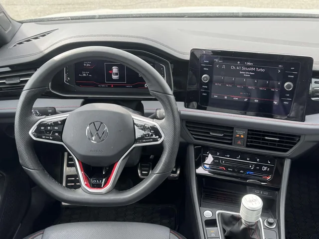 SEMINUEVOS VOLKSWAGEN Jetta GLI a Estados en autogozo