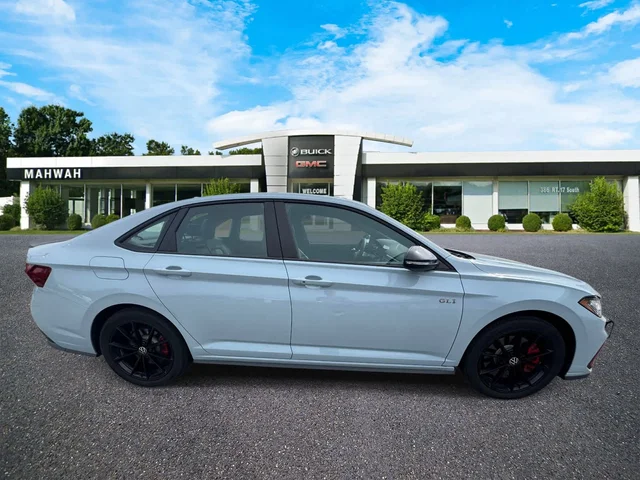 SEMINUEVOS VOLKSWAGEN Jetta GLI a Estados en autogozo