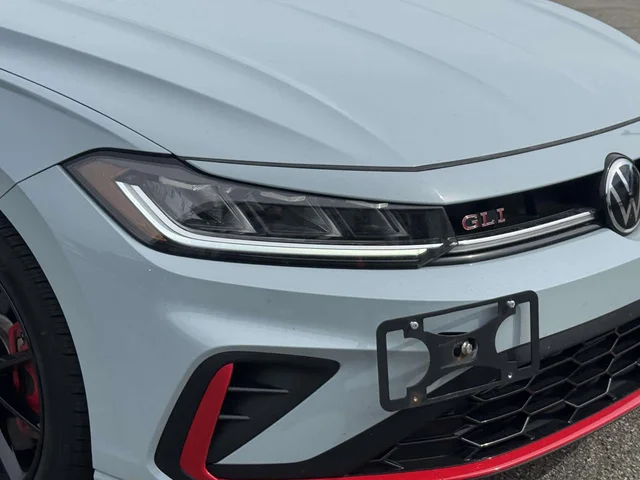 SEMINUEVOS VOLKSWAGEN Jetta GLI a Estados en autogozo