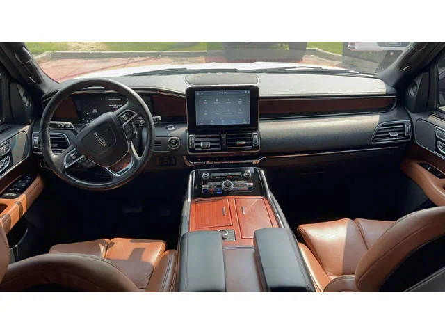 SEMINUEVOS LINCOLN Navigator a Estados en autogozo