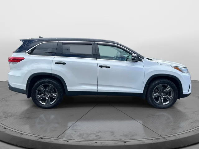 SEMINUEVOS TOYOTA Highlander a Estados en autogozo