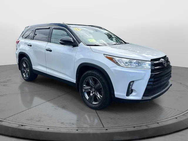 SEMINUEVOS TOYOTA Highlander a Estados en autogozo