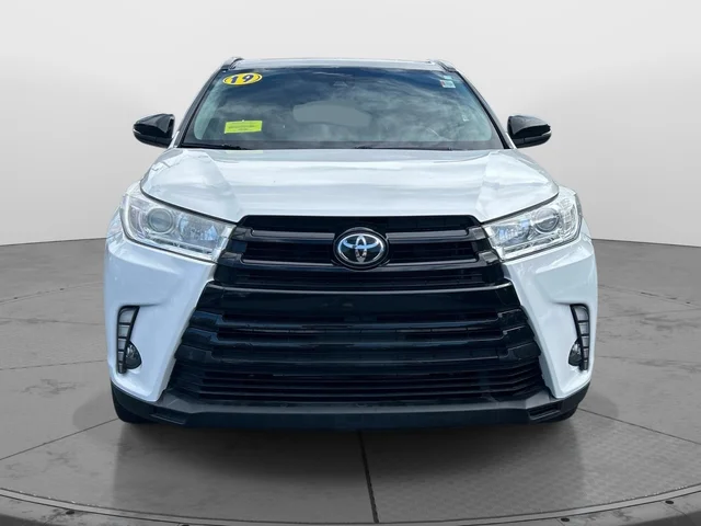 SEMINUEVOS TOYOTA Highlander a Estados en autogozo