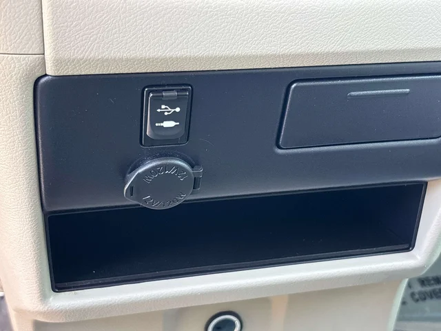 SEMINUEVOS TOYOTA Sienna a Estados en autogozo