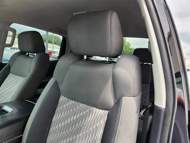 SEMINUEVOS TOYOTA Tundra 4WD a Estados en autogozo
