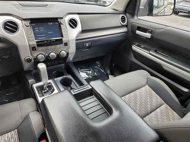 SEMINUEVOS TOYOTA Tundra 4WD a Estados en autogozo