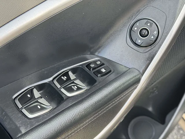 SEMINUEVOS HYUNDAI Santa Fe Sport a Estados en autogozo