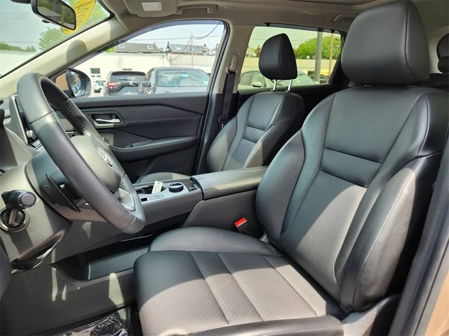 SEMINUEVOS NISSAN Rogue at  Reading in Piazza Acura of Reading