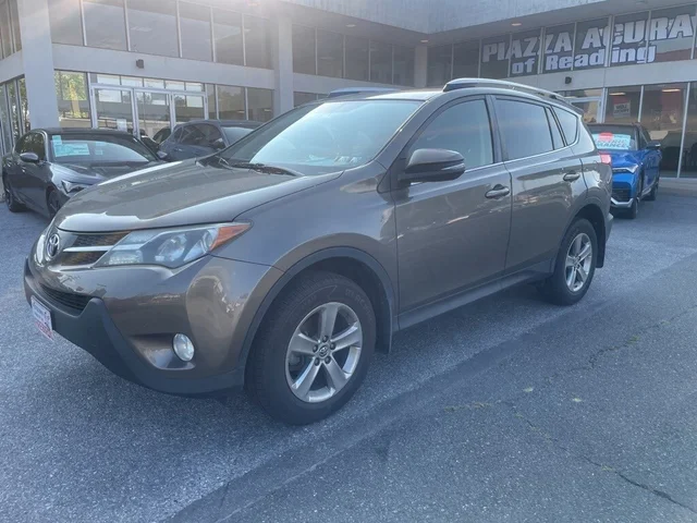 SEMINUEVOS TOYOTA RAV4 at  Reading in Piazza Acura of Reading