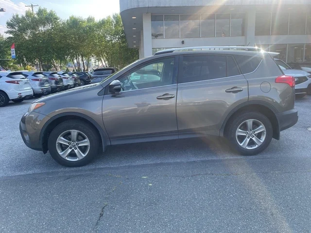 SEMINUEVOS TOYOTA RAV4 at  Reading in Piazza Acura of Reading