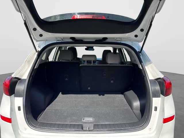 SEMINUEVOS HYUNDAI Tucson a Estados en autogozo
