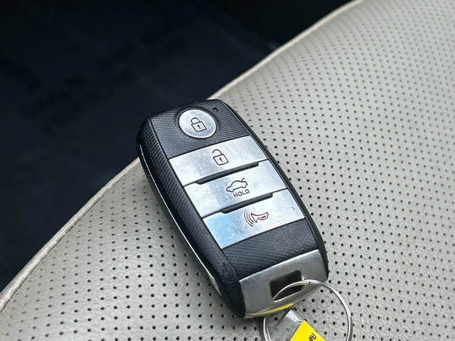 SEMINUEVOS KIA Optima Hybrid a Estados en autogozo
