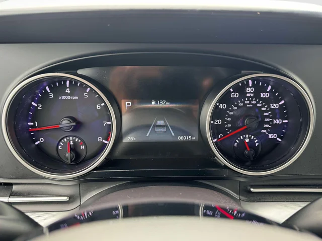 SEMINUEVOS KIA Carnival a Estados en autogozo