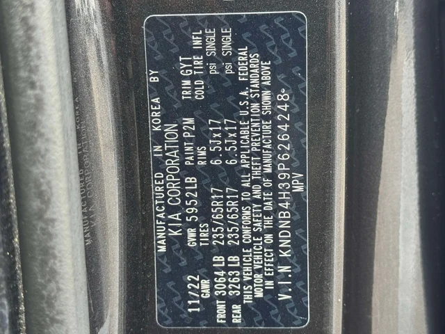 SEMINUEVOS KIA Carnival a Estados en autogozo