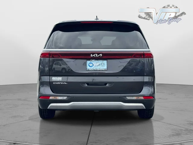 SEMINUEVOS KIA Carnival a Estados en autogozo