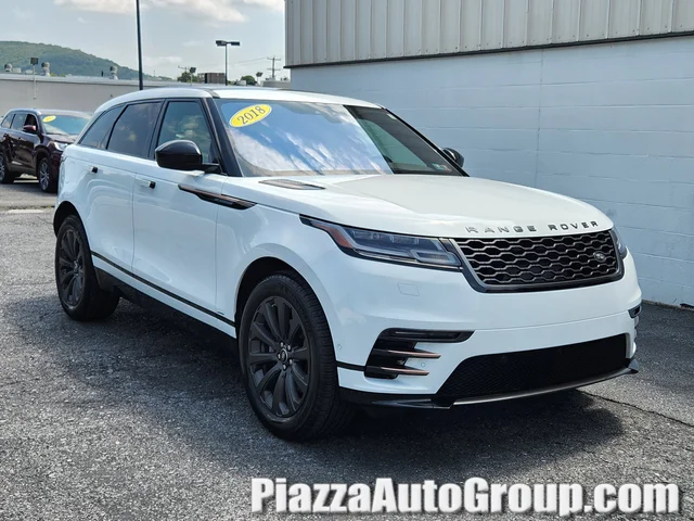 SEMINUEVOS LAND ROVER Range Rover Velar at  Reading in Piazza Acura of Reading